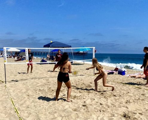 play pickleball at the beach in the sand